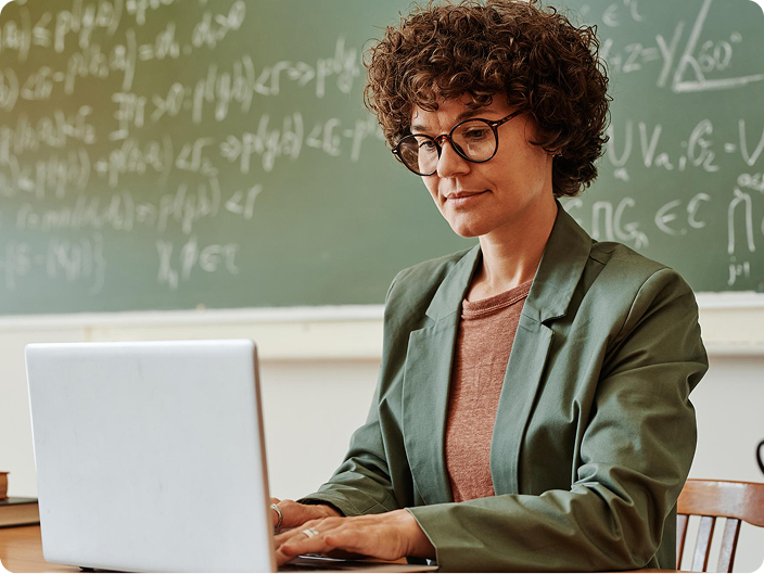 Teacher using Classwise AI